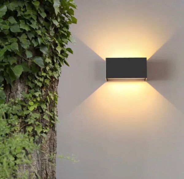Wall bracket